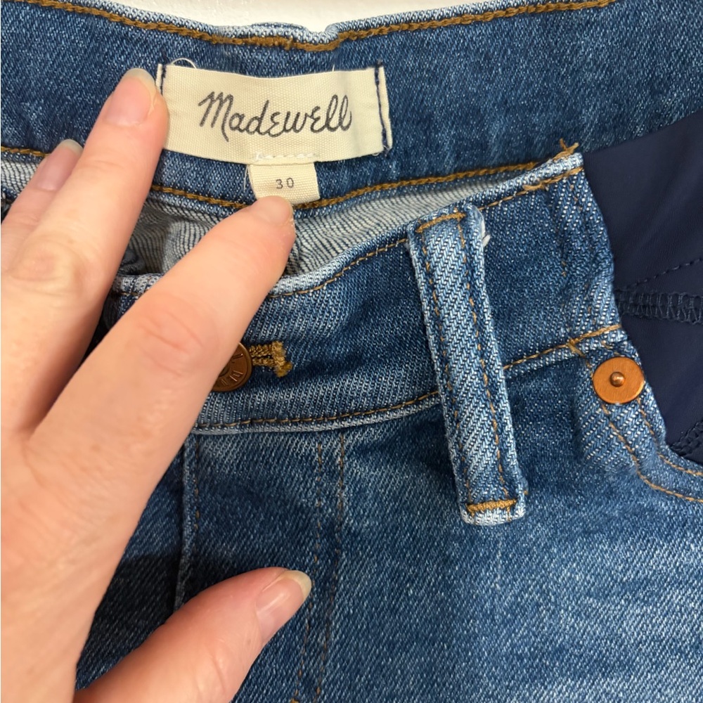 Maternity Side-Panel Skinny Jeans - Picture 8 of 9